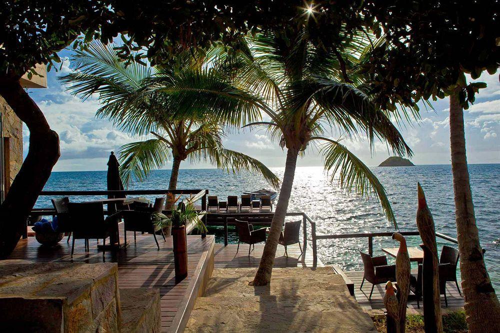 Deep Blue Hotel Providencia  Exterior photo
